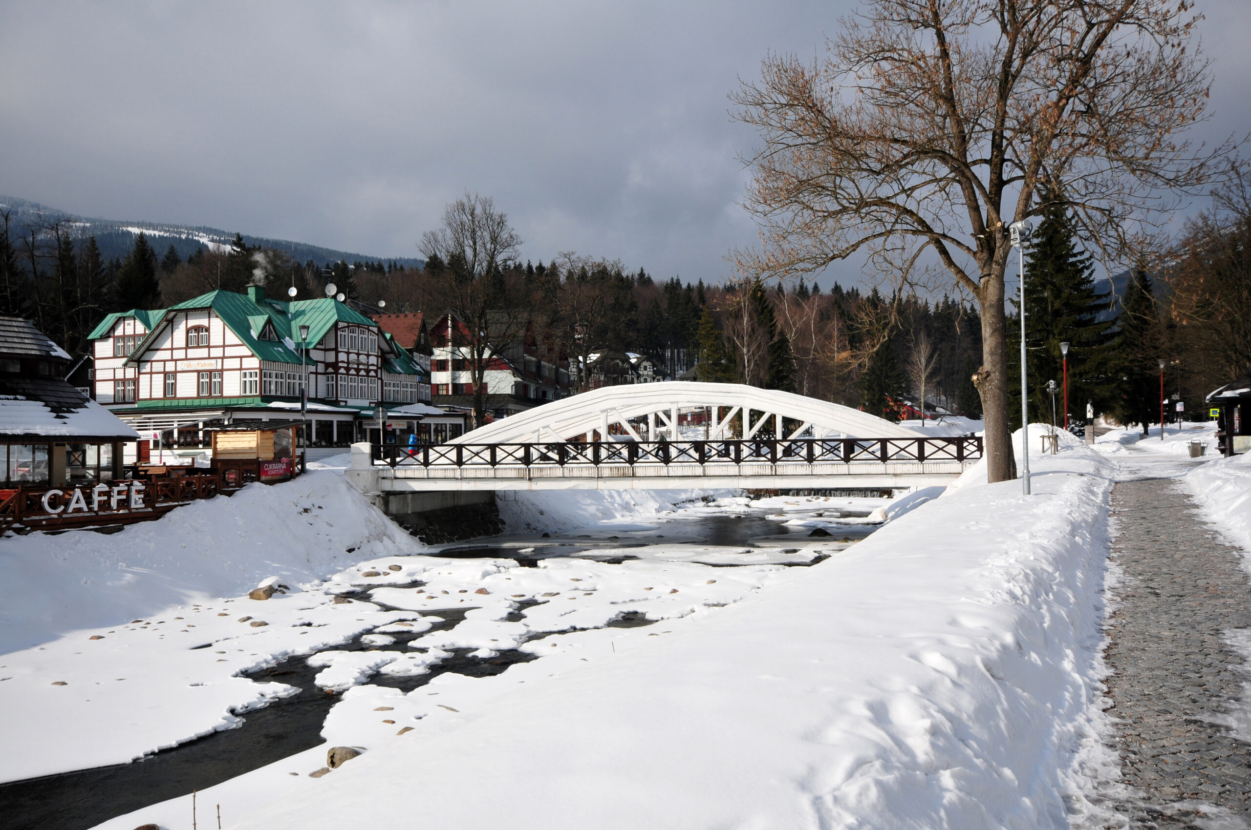 Špindlerův Mlýn is the most famous ski resort in the Czech Republic | SUPERPOBYT Travel