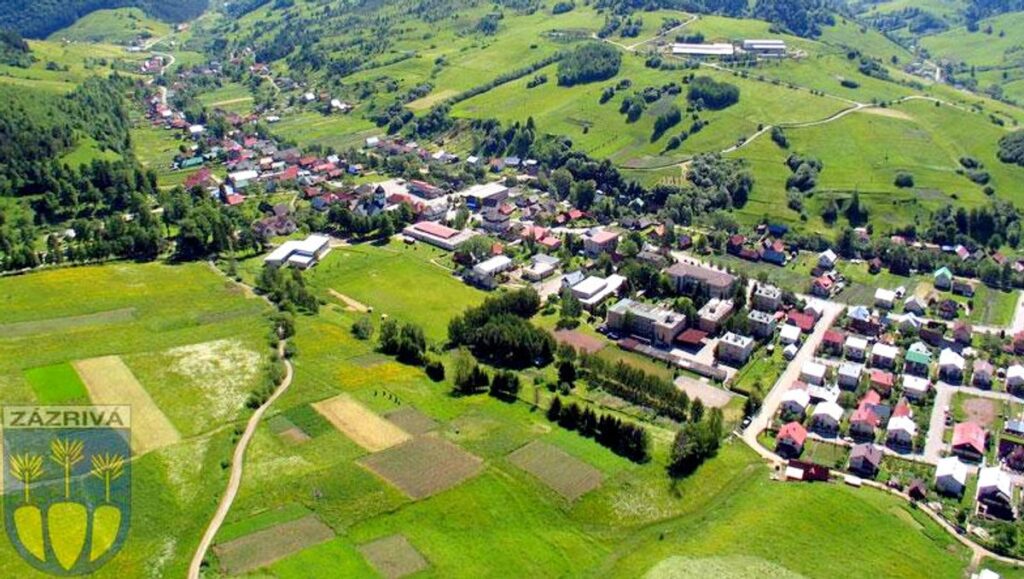 Discover and explore natural beauty around village Zazriva | SUPERPOBYT Travel
