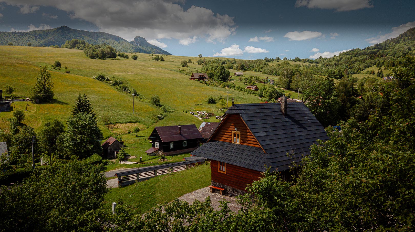 Discover and explore natural beauty around village Zazriva | SUPERPOBYT Travel