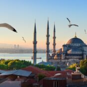 Mosque and Bosphorus in Istanbul,Turkey | SUPERPOBYT Travel
