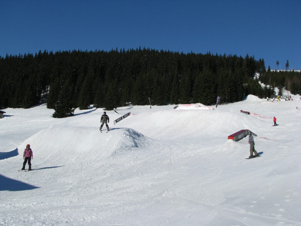 Špindlerův Mlýn is the most famous ski resort in the Czech Republic | SUPERPOBYT Travel