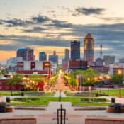 Explore Iowa's History By Visiting A Great Place To Relax, Recharge, Escape, And Make Meaningful Connections While Travel | SUPERPOBYT Travel